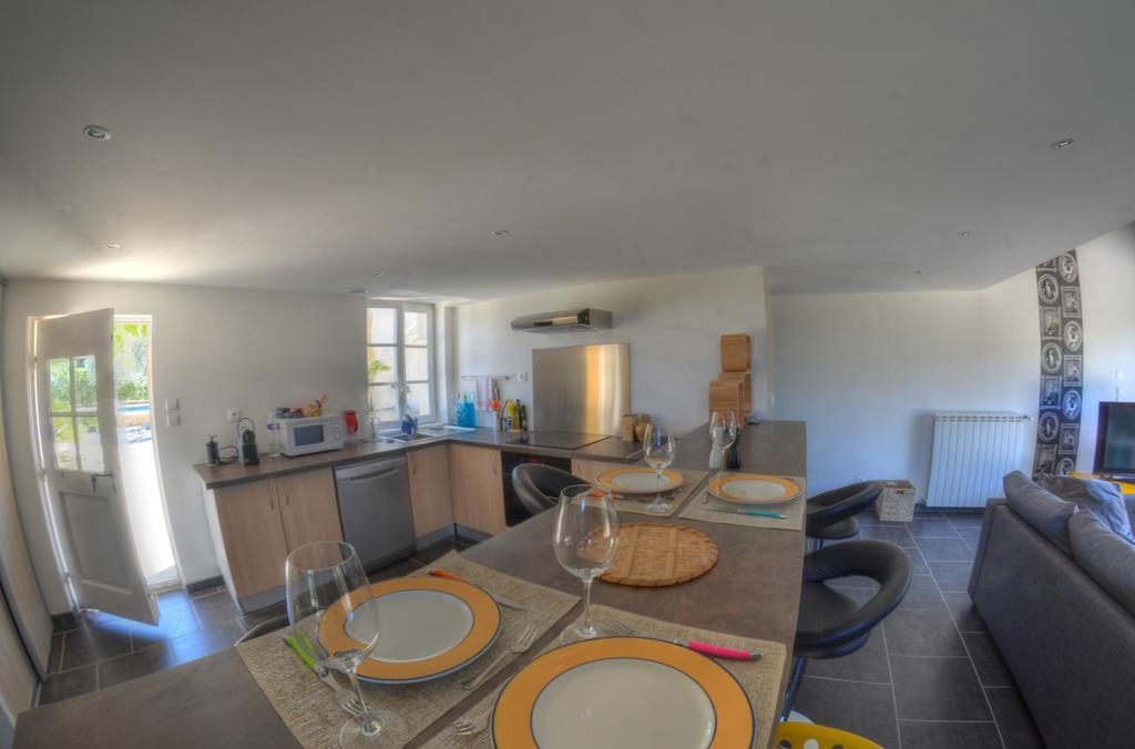 Appartements Du Jas De Clare 라 카디에르 다쥐르 외부 사진